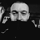 Знакомства: Виталик, 28 лет, Калуга