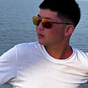 Знакомства: Нурик, 18 лет, Южно-Сахалинск