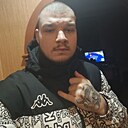 Знакомства: Данил, 21 год, Губкин