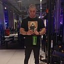 Знакомства: Руслан, 41 год, Москва