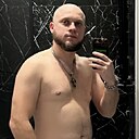 Знакомства: Максим, 29 лет, Уссурийск