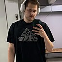 Знакомства: Денис, 27 лет, Пермь