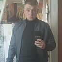 Знакомства: Максим, 27 лет, Островец