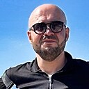 Знакомства: Adriano, 31 год, Калининград