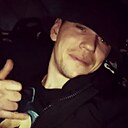 Знакомства: Александр, 32 года, Алчевск