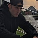 Знакомства: Павел, 27 лет, Магнитогорск
