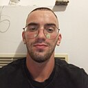 Знакомства: Антон, 22 года, Тутаев