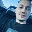 Знакомства: Артем, 30 лет, Березники