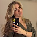 Знакомства: Яна, 39 лет, Санкт-Петербург