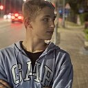 Знакомства: Максим, 18 лет, Брянск