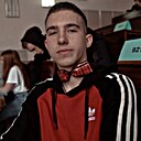 Знакомства: Андрей, 21 год, Артем