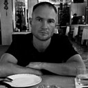 Знакомства: Виктор, 34 года, Саянск