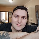 Знакомства: Евгений, 33 года, Волжский