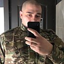 Знакомства: Дмитрий, 26 лет, Владивосток