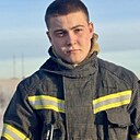 Знакомства: Виктор, 21 год, Новотроицк