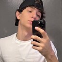 Знакомства: Raf, 19 лет, Пятигорск