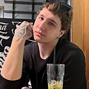 Знакомства: Борислав, 21 год, Симферополь