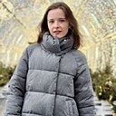 Знакомства: Арина, 24 года, Москва