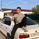 Знакомства: Илья, 22 года, Ревда