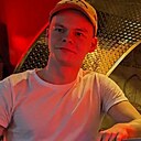 Знакомства: Олег, 23 года, Санкт-Петербург