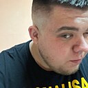 Знакомства: Илья, 23 года, Ялта