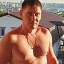 Знакомства: Максим, 41 год, Ейск