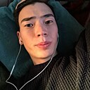 Знакомства: Макс, 27 лет, Капчагай