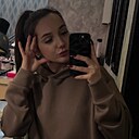 Знакомства: Яна, 26 лет, Санкт-Петербург