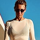 Знакомства: Юля, 35 лет, Москва