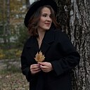 Знакомства: Алина, 28 лет, Октябрьский (Башкортостан)