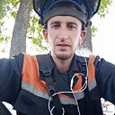 Знакомства: Денис, 40 лет, Белоозерский