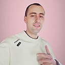 Знакомства: Олег, 29 лет, Слоним