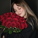 Знакомства: Юля, 32 года, Петропавловск-Камчатский