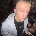 Знакомства: Максим, 21 год, Варшава