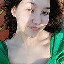 Знакомства: Даниелия, 19 лет, Санкт-Петербург