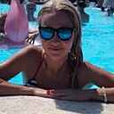 Знакомства: Лиза, 27 лет, Москва