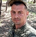 Знакомства: Ярослав, 30 лет, Чернигов