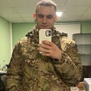 Знакомства: Дмитрич, 21 год, Луганск