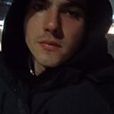 Знакомства: Артур, 19 лет, Украинка