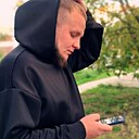 Знакомства: Владислав, 27 лет, Кировск