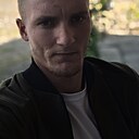 Знакомства: Виталик, 27 лет, Майский