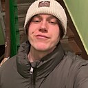 Знакомства: Кирилл, 22 года, Курган