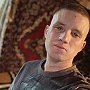 Знакомства: Саша, 23 года, Макеевка