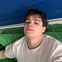 Знакомства: Artem, 22 года, Великий Новгород