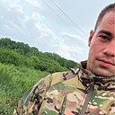 Знакомства: Руфин, 26 лет, Амвросиевка