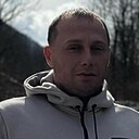 Знакомства: Виктор, 33 года, Славянск-на-Кубани
