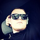 Знакомства: Виктор, 33 года, Братск