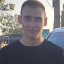 Знакомства: Максим, 22 года, Николаев