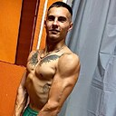 Знакомства: Виктор, 24 года, Новосибирск