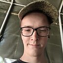 Знакомства: Илья, 19 лет, Котово